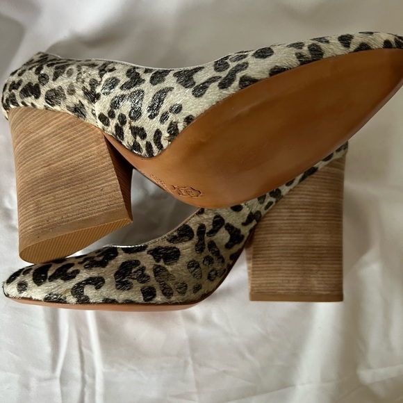 MATT Bernson, stacked heel shoes. Brand new, size 8.5, black and white c… - Picture 4 of 5